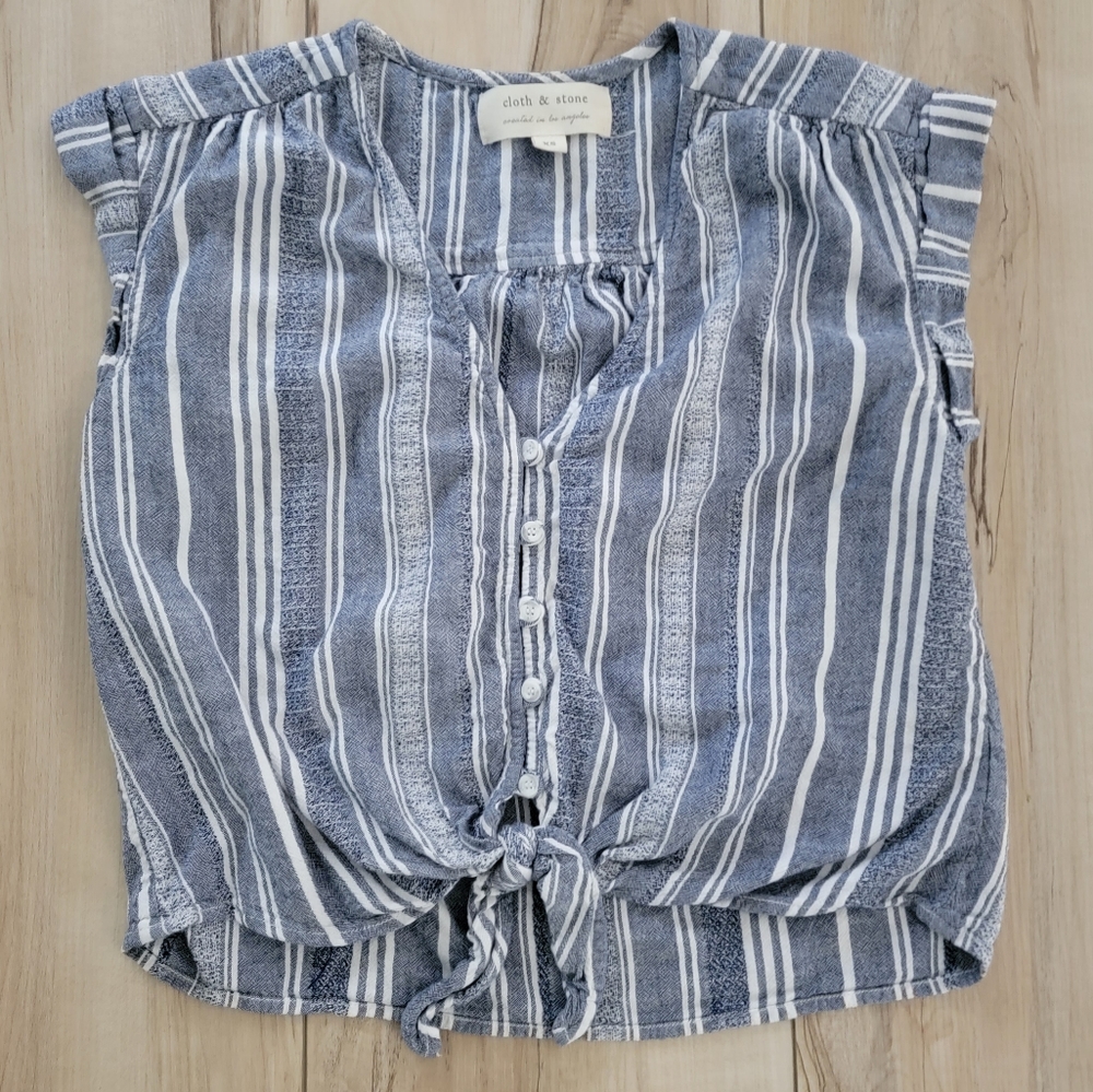 Cloth & Stone- Button up top